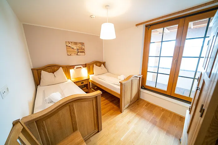 Schlafzimmer des STEINADLER mit Doppelbett